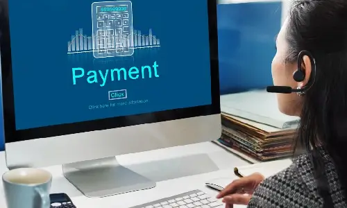 Payroll processing services using accounting software and financial systems